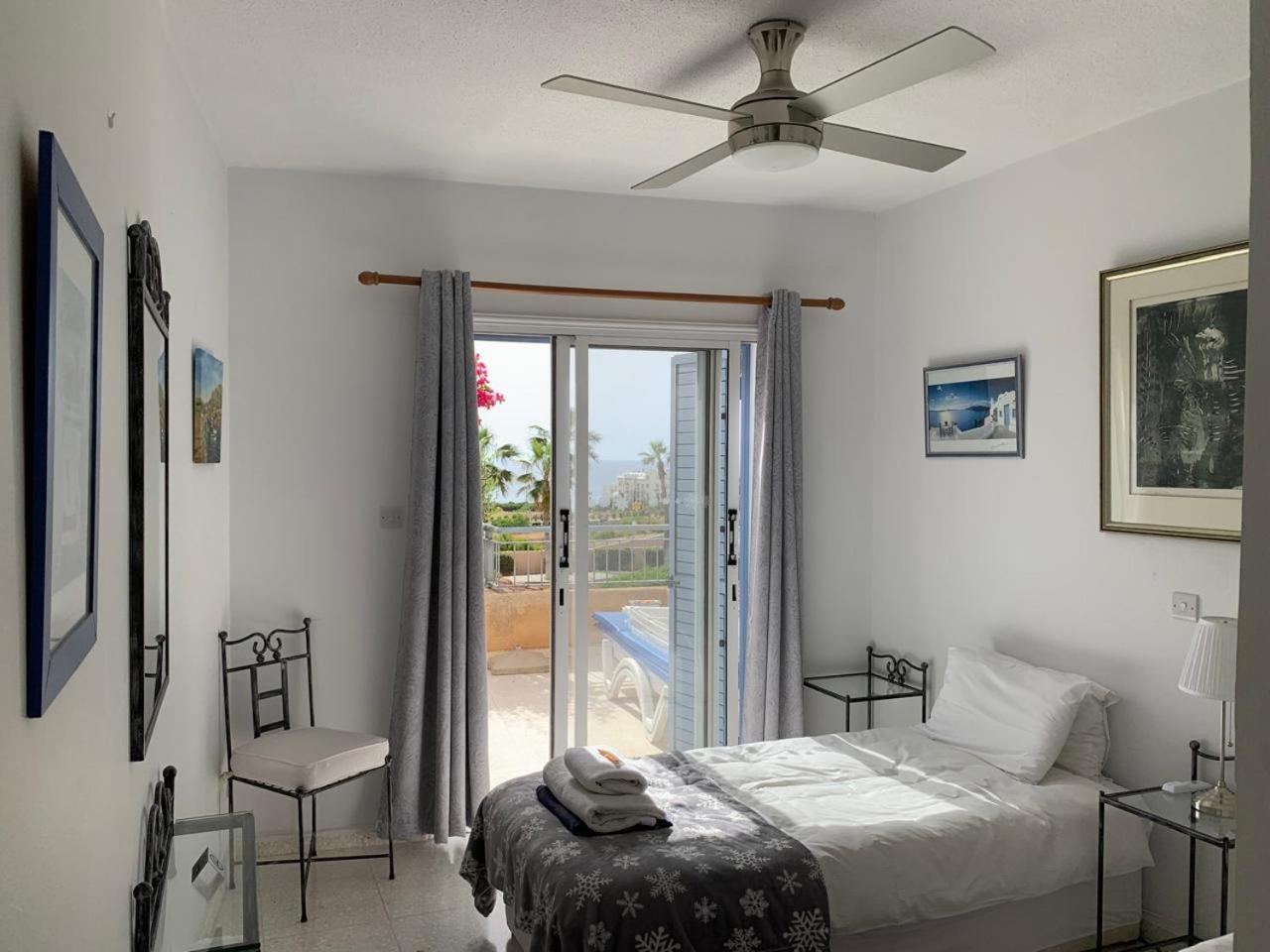 King'S Palace - Spacious 2 Bed, 2 Bath With Sea And Pool Views Пафос Экстерьер фото