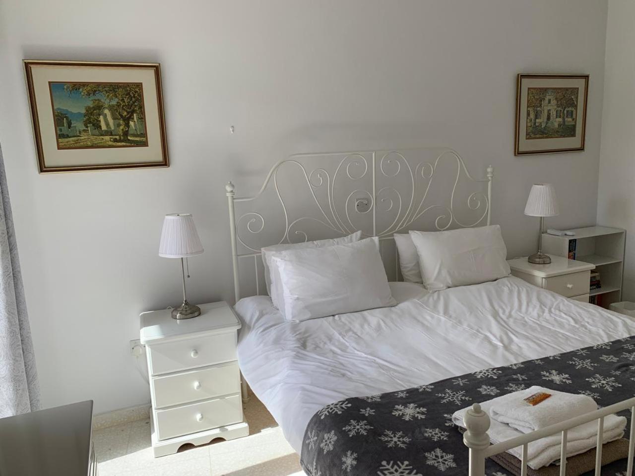 King'S Palace - Spacious 2 Bed, 2 Bath With Sea And Pool Views Пафос Экстерьер фото